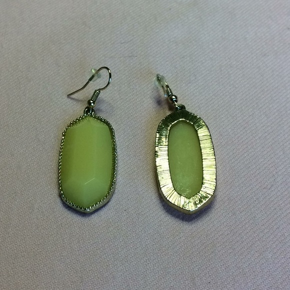 FINAL SALE PRICE Gold Ruby Post & Honey Dangle ER’s + Band Ring - Picture 3 of 7